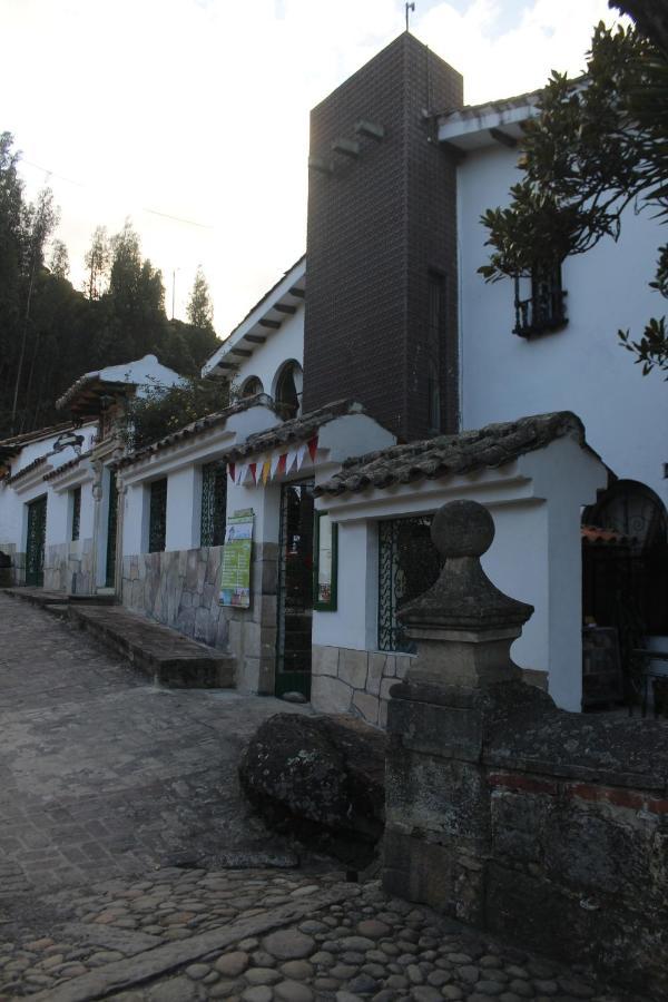 Hotel Calicanto Real Cafe Museo مونغوي المظهر الخارجي الصورة