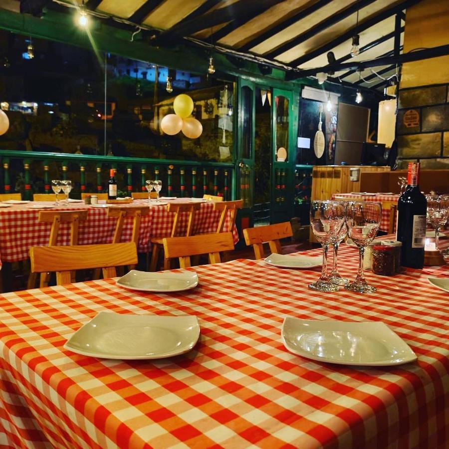 Hotel Calicanto Real Cafe Museo مونغوي المظهر الخارجي الصورة